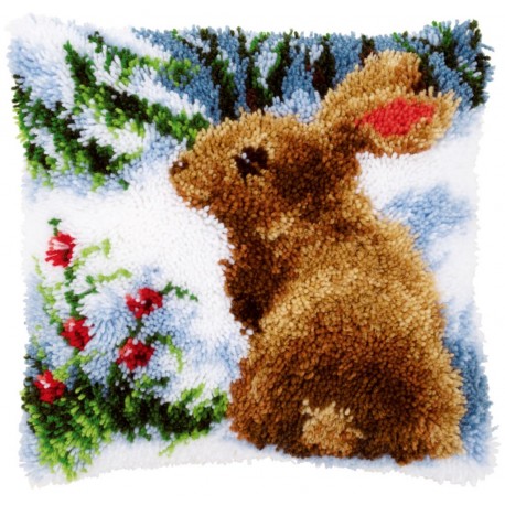 Кролик на снегу Набор для вышивания в ковровой технике