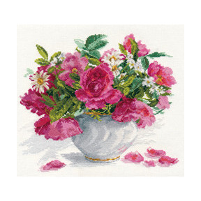 Набір для вишивки хрестиком Аліса 2-25 Квітучий сад.Рози і ромашки