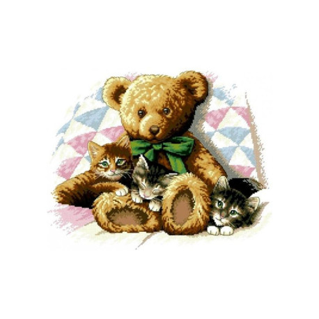 Кошенята та плюшевий ведмедик Канва з нанесеним малюнком для