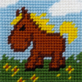 Лошадка Набор для вышивания с пряжей Bambini X-2412
