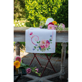 Класичний букет квітів Набір для вишивання хрестом (доріжка на стіл) Vervaco PN-0154338