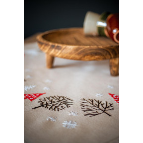 Сучасні різдвяні дизайни Набір для вишивання хрестом (скатертина)  Vervaco PN-0186308