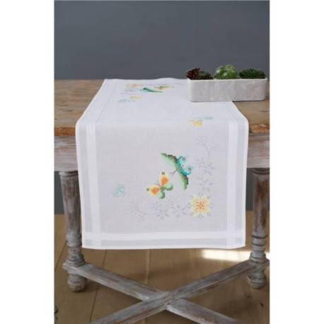 Цветы и бабочки Набор для вышивания крестом (дорожка на стол) Vervaco PN-0157463
