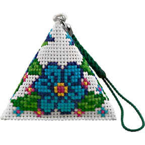 Цветы Набор для вышивания брелока-пирамидки Biscornu B-134